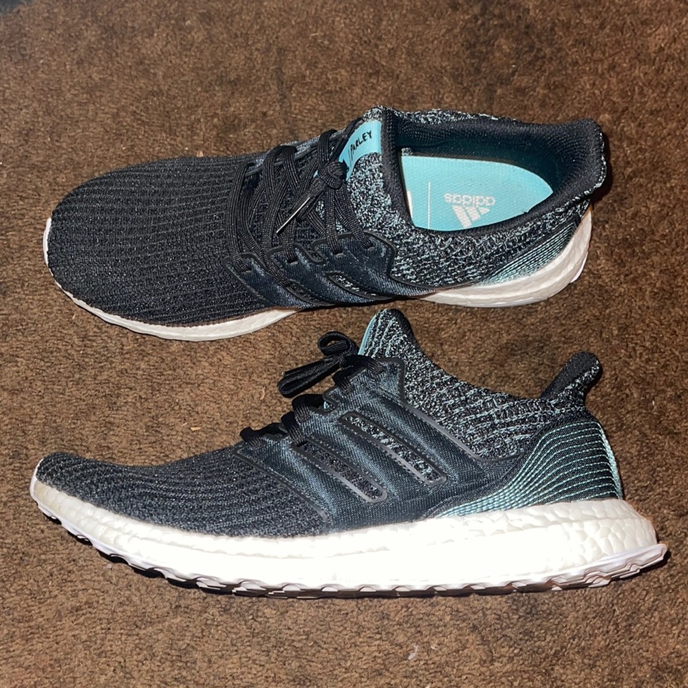 Adidas Ultraboost Parley Carbon 4.0 Mens 10 Black Light Blue